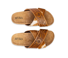 Load image into Gallery viewer, Stella Sandals- Size 6