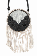 Load image into Gallery viewer, Black Beauty