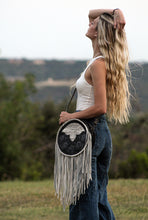 Load image into Gallery viewer, Black Beauty